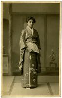Sarah Clarke in a Japanese kimono.
