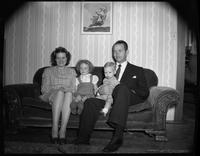 Victor Ivar Alfsen and family.