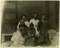 Korean family, ca. 1915.