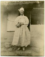 Korean woman, ca. 1915.