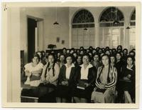 American Junior College for Women student body and faculty.