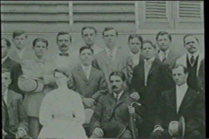 Highlights of One Hundred Years of Presbyterian Mission in Puerto Rico (2000)