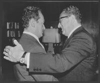 Kissinger welcomes Israeli minister.
